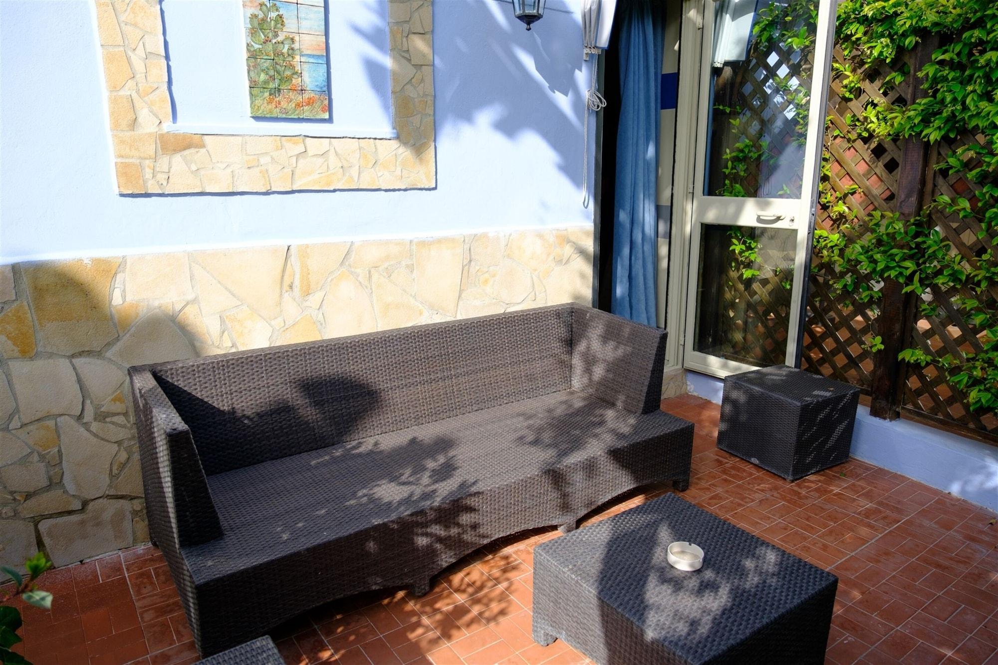 Hotel Villamare Fontane Bianche Exteriör bild