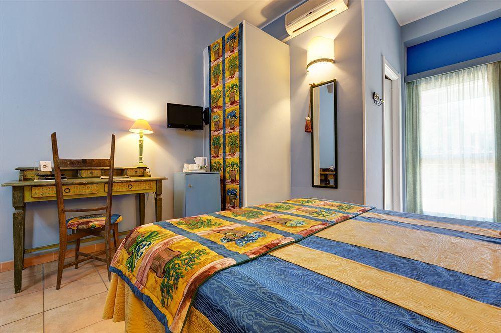 Hotel Villamare Fontane Bianche Exteriör bild